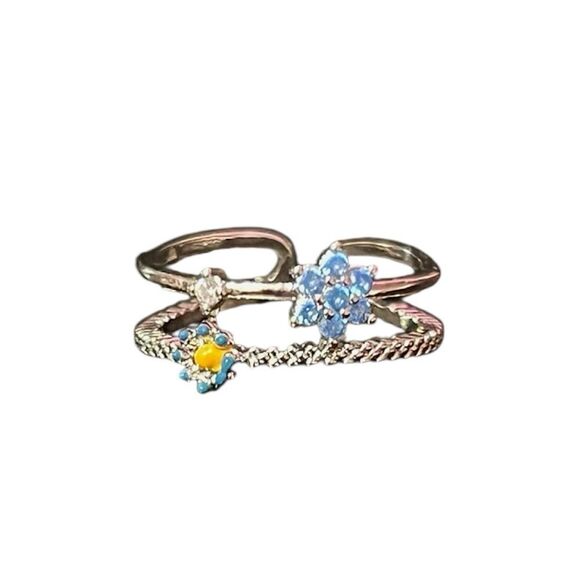 Fun Blue Cubic Zirconia Flower Silver Tone Open Ring Size 8 - Picture 2 of 5